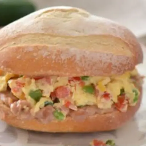 LONCHE DE HUEVO AL GUSTO