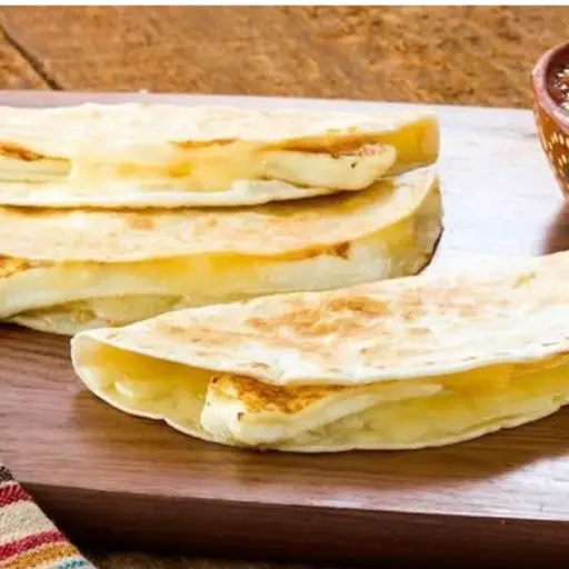 QUESADILLAS 