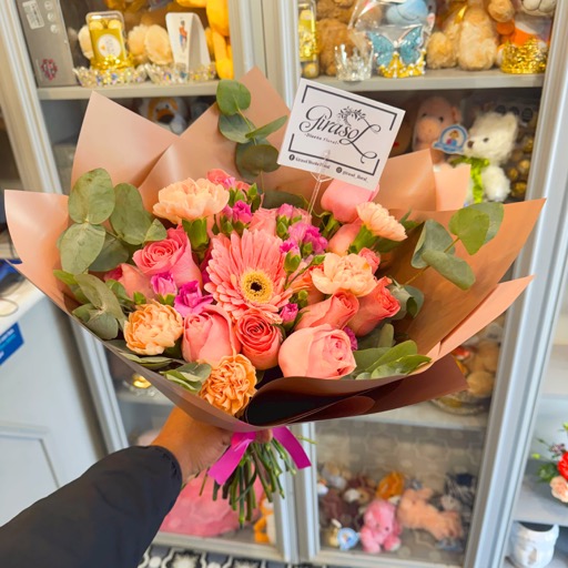 RAMO DE ROSAS Y GERVERAS-06