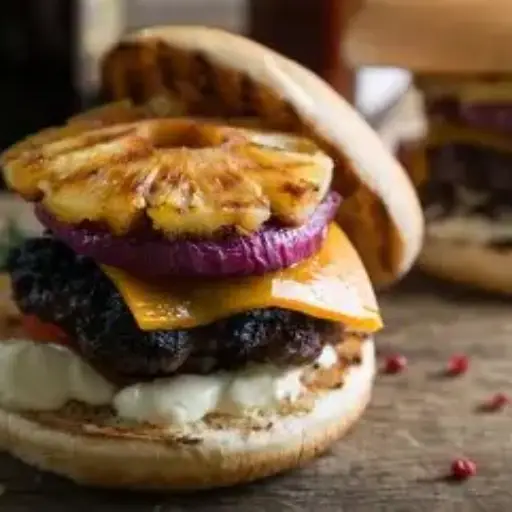 Hamburguesa hawaiana