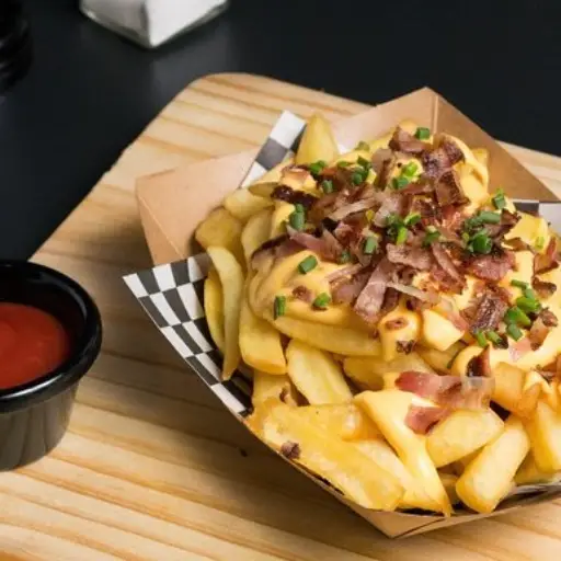 papas en salsa de queso