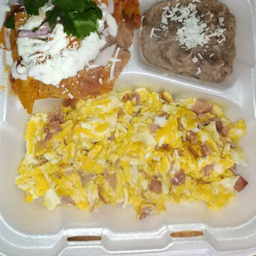 Huevos revueltos con jamon