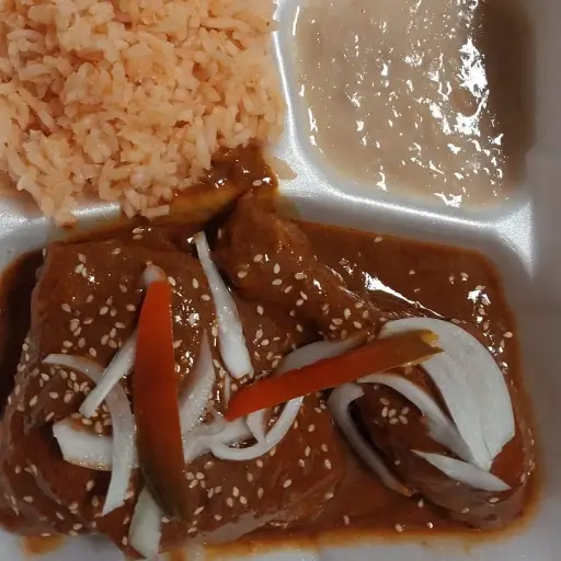 Pollo con mole