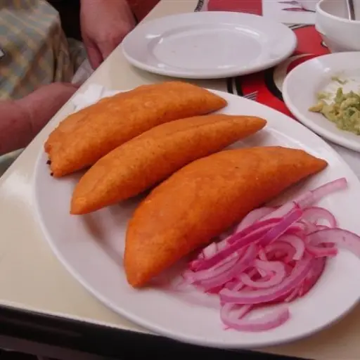 Empanadas de Camarón con Queso