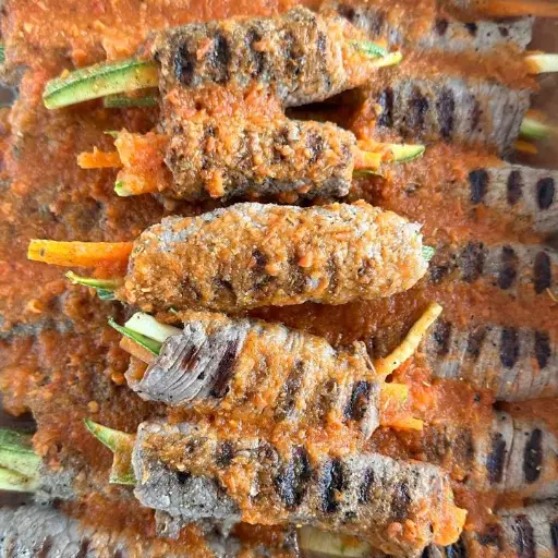 Rollitos de milanesa y vegetales 