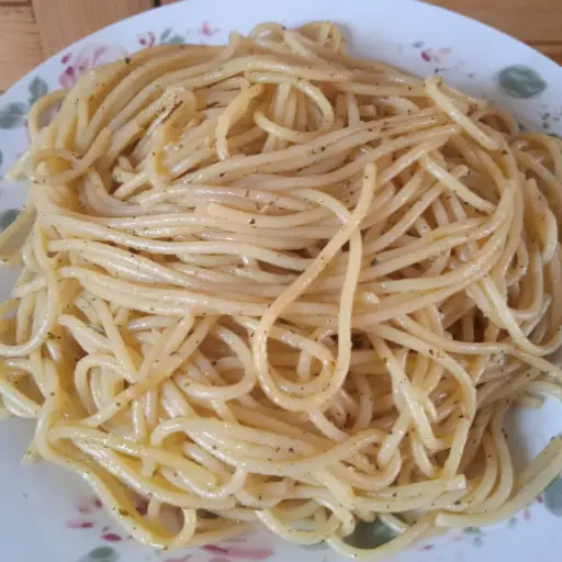 Espagueti a la mantequilla