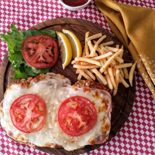  Milanesa a la Napolitana