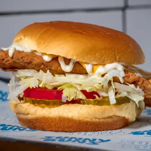 Deluxe Chikend Sandwich 