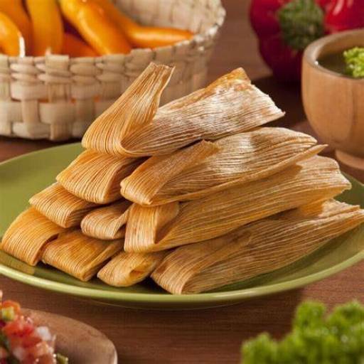 Tamales de Carne Mixto Res/Puerco con Chile Colorado