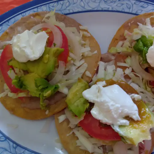 Tostadas Tradicionales