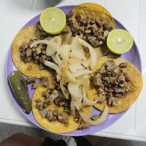 Tacos de carne asada 
