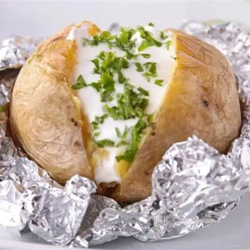 Papa Asada con Mantequilla