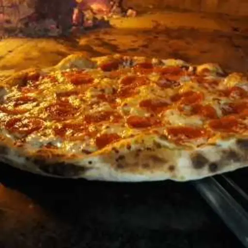 Pizza pepperoni 12 rebanadas