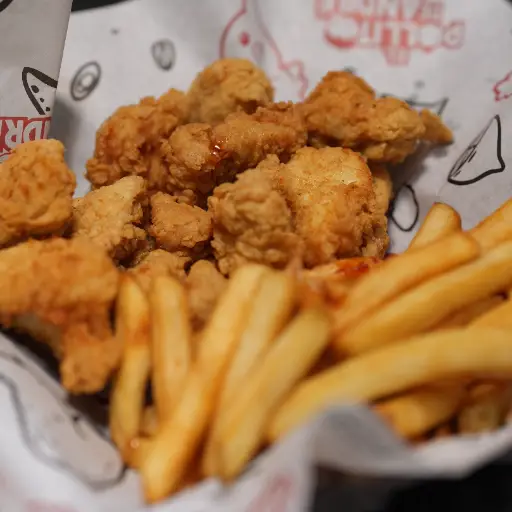 Boneless con papas 