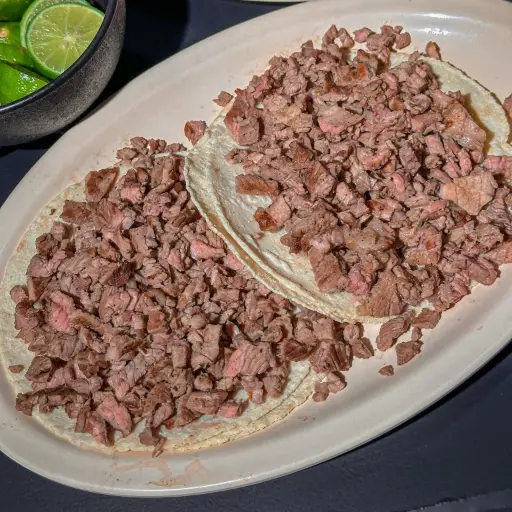 Taco de carne asada