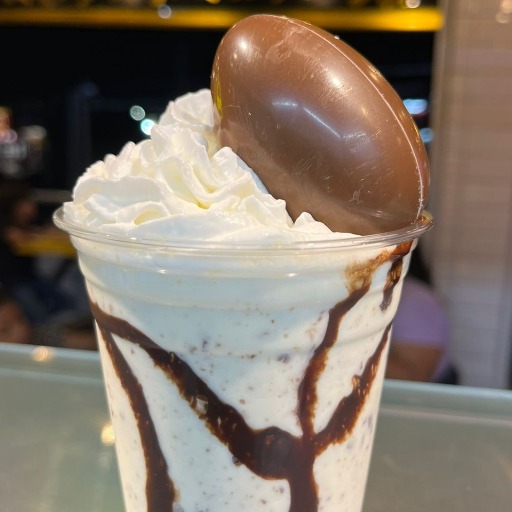 Malteada de Huevo Kinder