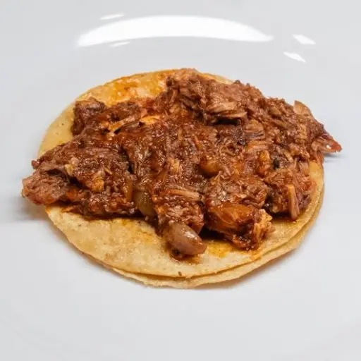 Taco de Birria + consomé