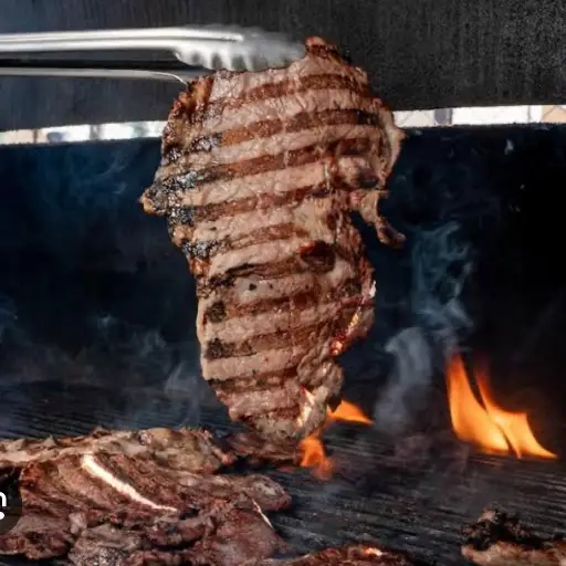 Carne Cabeza de Lomo de Cerdo Asada