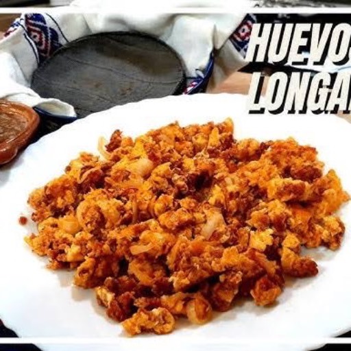 Huevos con longaniza 