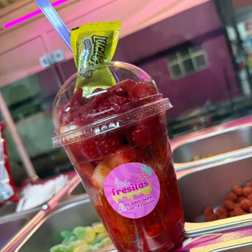 Fresa con chamoy 