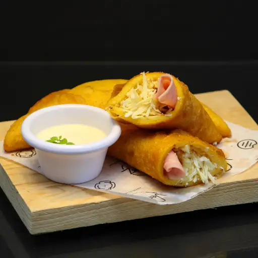 Empanada de Jamón y Q.