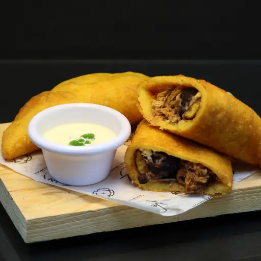 Empanada de Pabellón (15 cm)