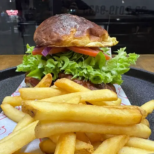 Especialidad del mes: Combo Crispy Chicken Box