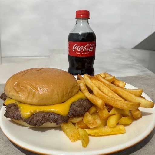 Clásica Letal 🧪(Combo papas + Refresco)