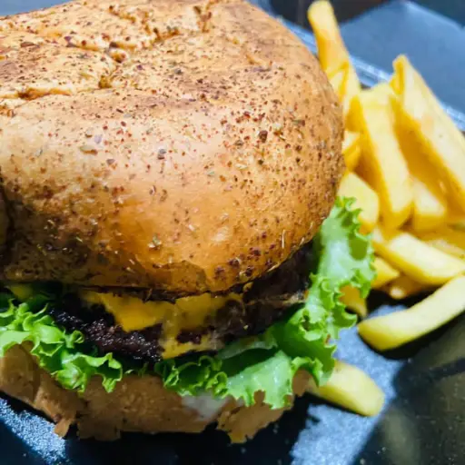 MELATTE BURGER CLASICA