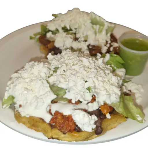 Sope con Guisado