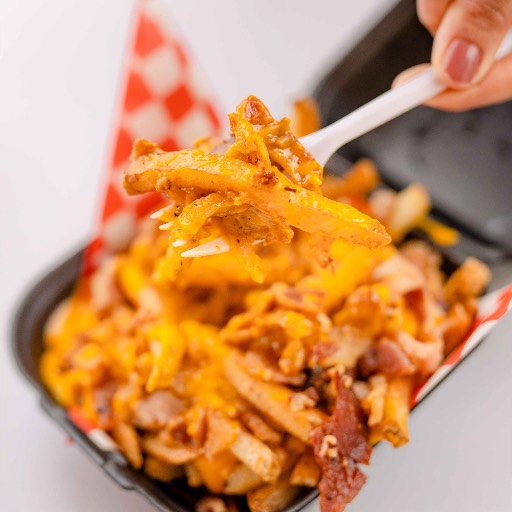 Papas con Queso y Tocino