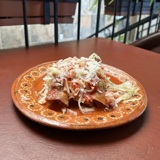 Enchiladas rojas 3 pza