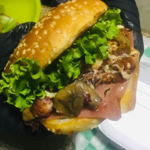 HAMBURGUESA CHAMPIÑON 