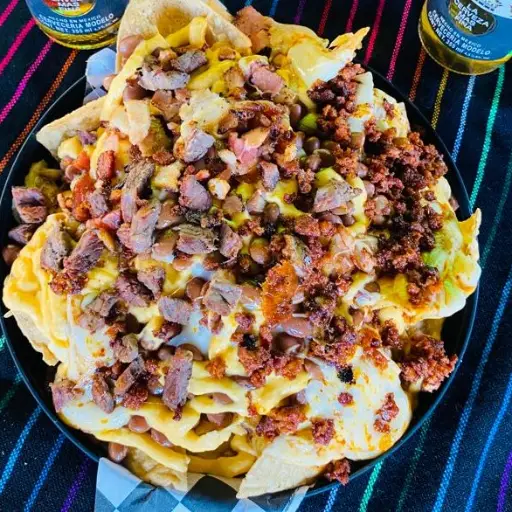 NACHOS GRANDES ESPECIALES 