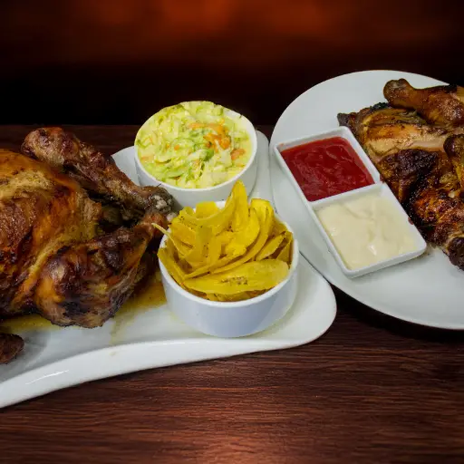 1 Pollo + Medio Pollo 