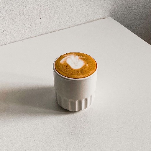 Caliente - Flat White