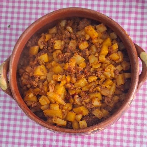 Papas con chorizo