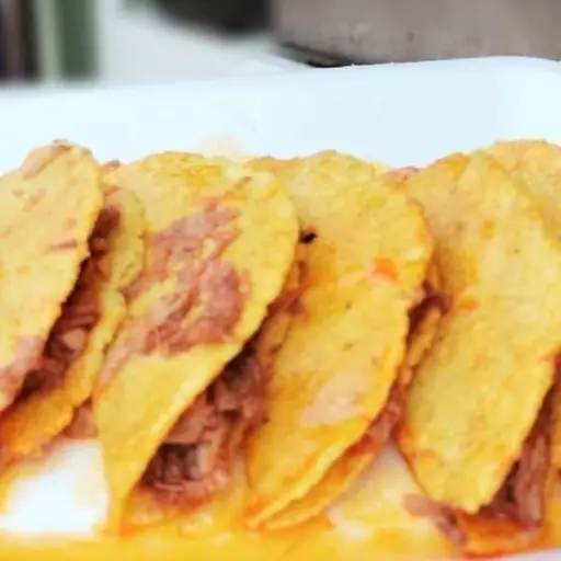 TACOS BIRRIA 