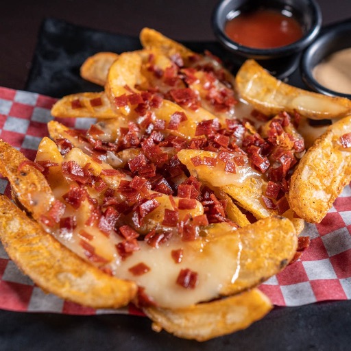 Papas con Queso y Tocino