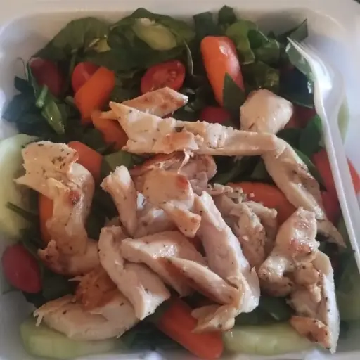 ensalada verde con pollo a la plancha 