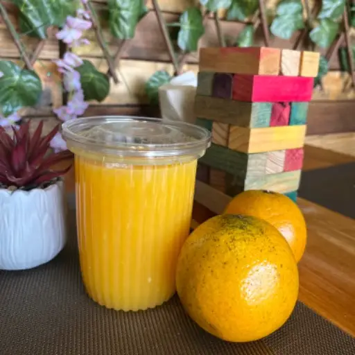 JUGO DE NARANJA NATURAL 