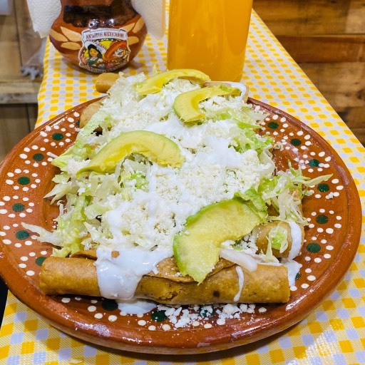 Tacos dorados