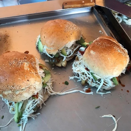 Cemitas:pollo,puerco,Res.