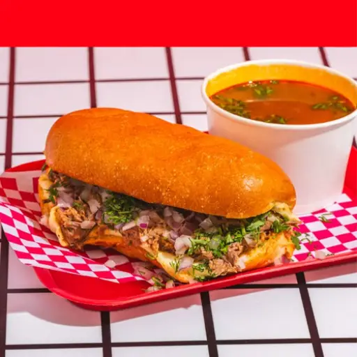 Torta de birria con queso 