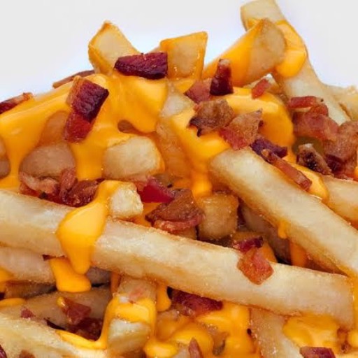 Papas a la francesa con tocino 