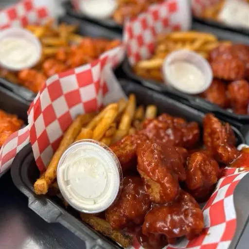 6 Boneless + papas ind.