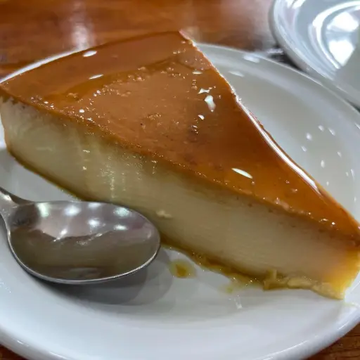 Flan Napolitano