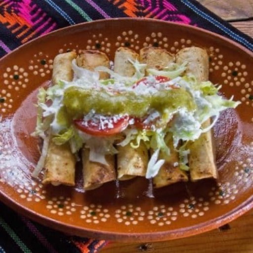 Tacos dorados