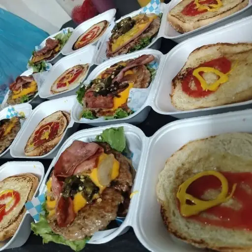 Hamburguesa clásica 