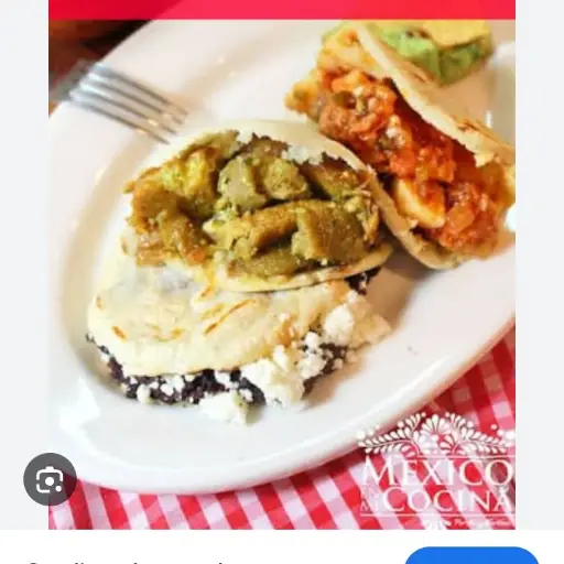 Gordita huevo en salsa